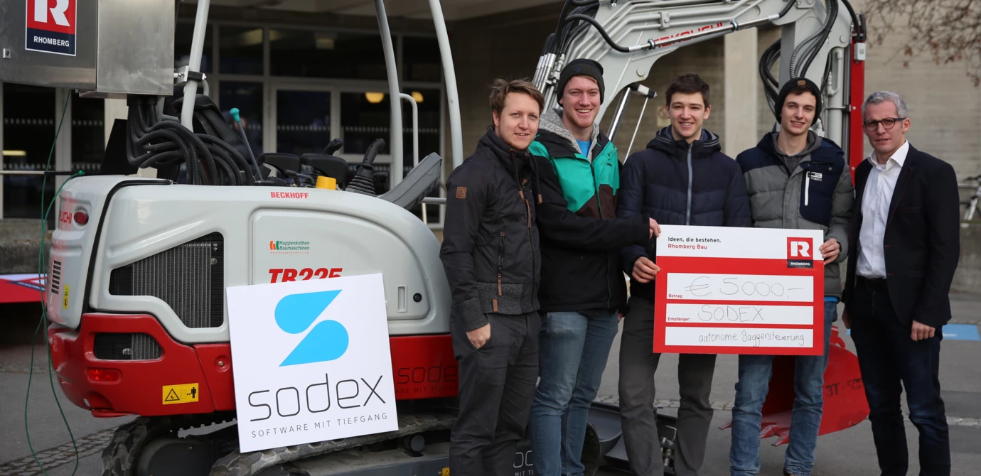 Gemeinsam für die Baustelle 4.0 (v. l. n. r.): Daniel Leeb (Rhomberg Bau), Raphael Ott, Bernhard Gantner und Ralf Pfefferkorn (Sodex) sowie Matthias Moosbrugger (Rhomberg Bau). Gemeinsam für die Baustelle 4.0 (v. l. n. r.): Daniel Leeb (Rhomberg Bau), Raphael Ott, Bernhard Gantner und Ralf Pfefferkorn (Sodex) sowie Matthias Moosbrugger (Rhomberg Bau).